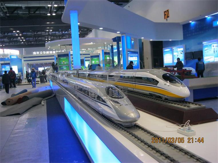 德昌县车展车模